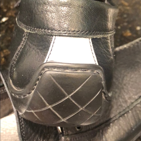 Black grain calf slip on loafer; great shape - Picture 5 of 8